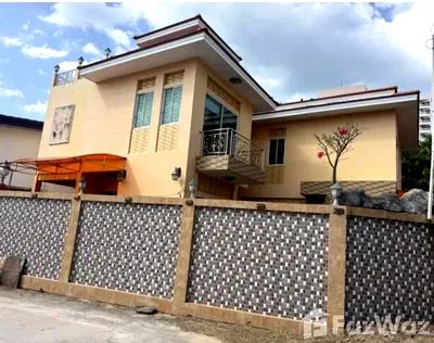 Houses for sale Thep Prasit Road : House for investor Jomtien beach