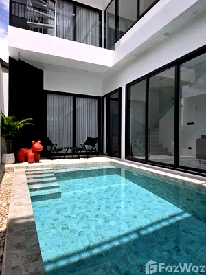 Houses for sale Wiset Road Phuket : 3 Bedroom Villa for sale in Rawai, Phuket