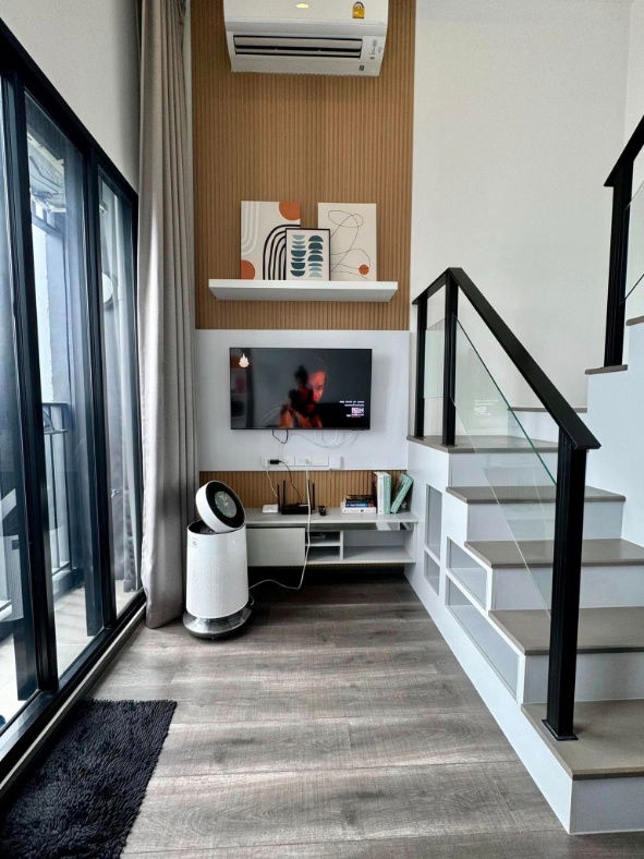 รูป Knightsbridge Space Ratchayothin ติดรถไฟฟ้า พหลโยธิน 24 เดินทางง่าย ฟรีไวไฟ Duplex ขนาด 40 ตรม.   - รูปที่ 3/13
