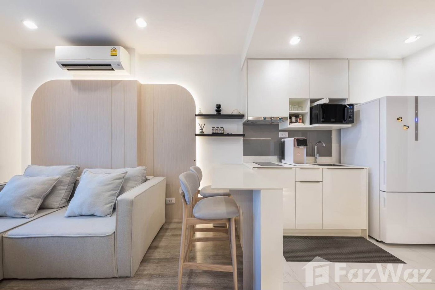 picture 2 Bedroom Condo for rent at Ideo Mobi Sukhumvit 66 1877030 - 2/6