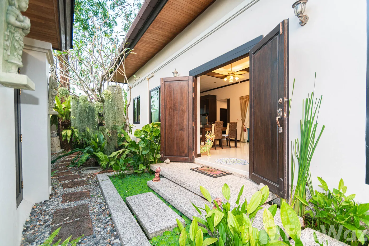 picture 3 Bedroom Villa for sale in Choeng Thale, Phuket - 57/96
