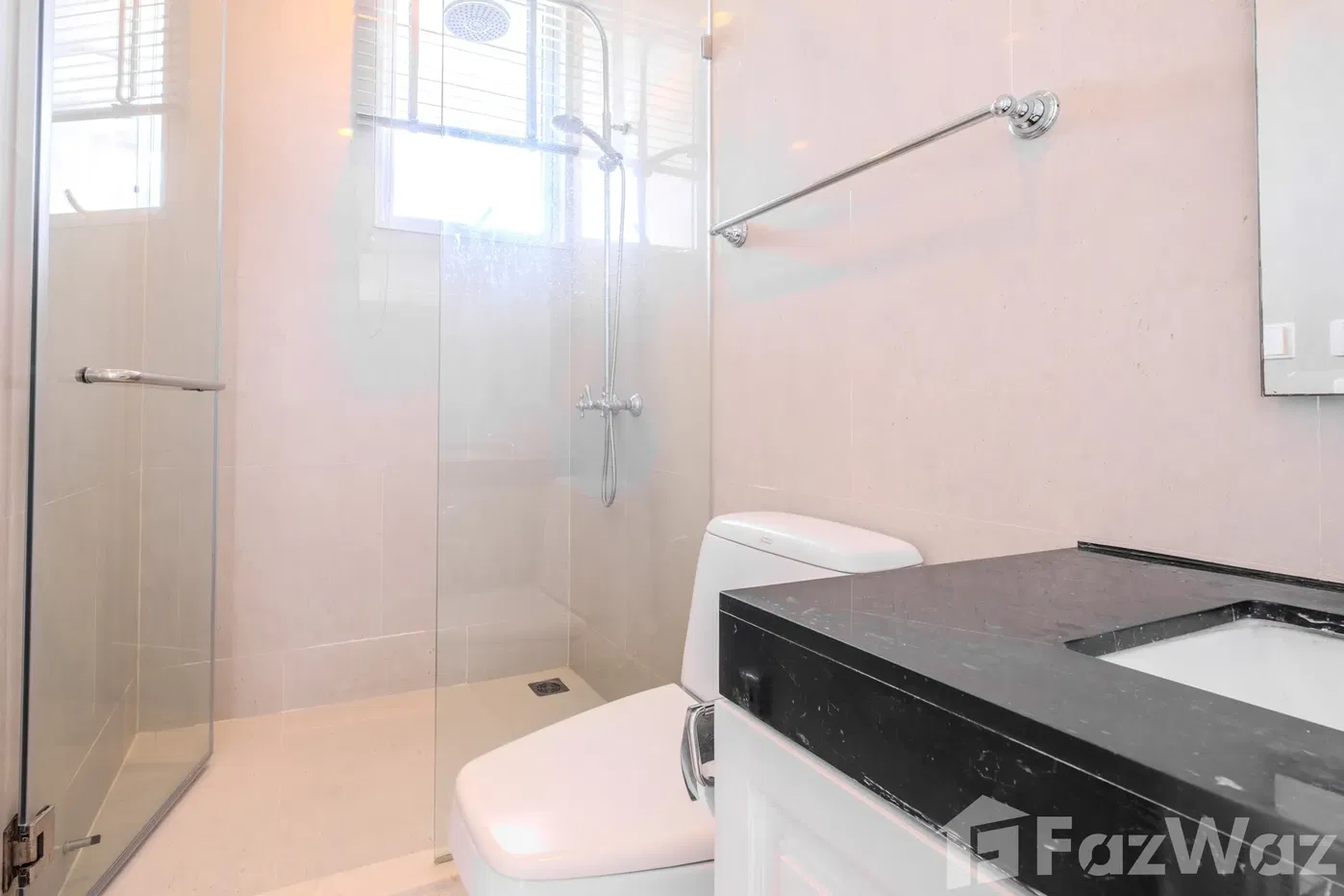 picture 2 Bedroom Condo for sale at Royce Private Residences - 19/19