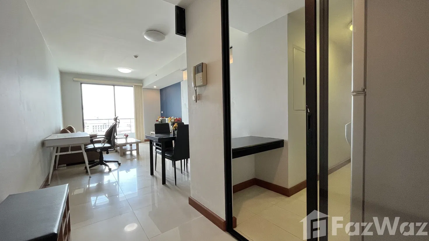 picture Luxury Living in Khlong Toei Nuea: Savour an Urban Oasis Today! - 3/13