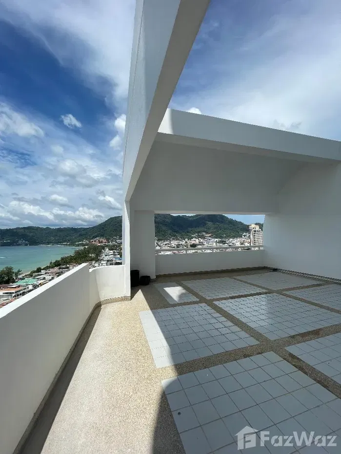 picture Oceanfront Luxury Patong Tower Condo For Sale - 38/51