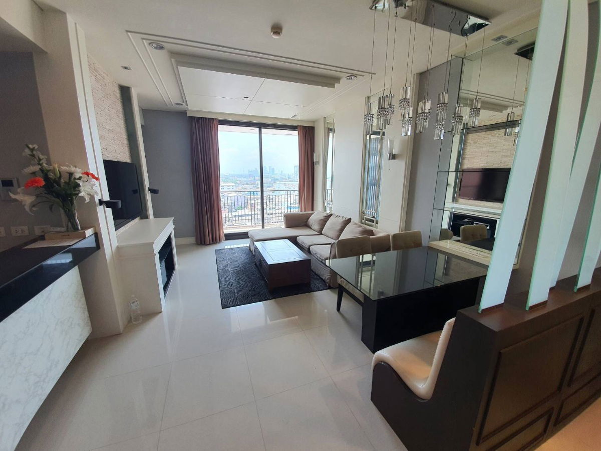 รูป Aguston Sukhumvit 22✔ ( อกัสตัน สุขุมวิท 22 ) Pet-friendly confo✔ เฟอร์นิเจอร์ใหม่ พร้อมเข้าอยุ่ @joinmeliving - รูปที่ 2/12