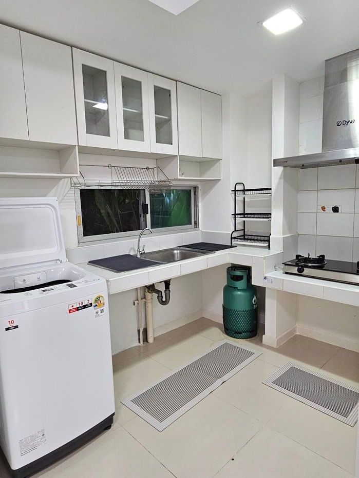 รูป Townhome  3 ชั้น เช่า เดินทางง่าย 4 เส้นทางหลัก กรุงเทพกรีฑา/พระราม 9/ศรีนครินทร์/รามคำแหง - รูปที่ 6/21