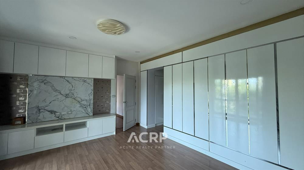 picture Corner Unit for Sale – The City Pinklao–Sai 4 - 6/20