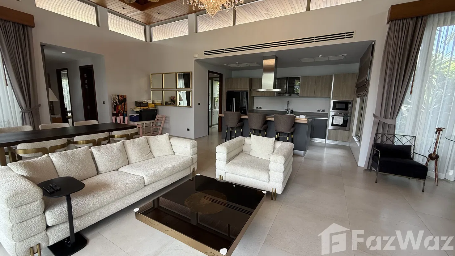 picture 4 Bedroom Villa - 35/43