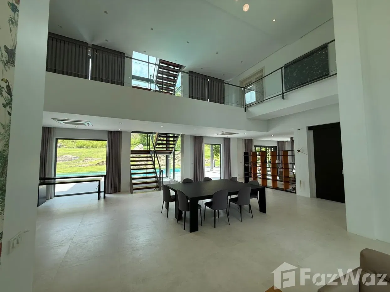 picture Exceptional 4-Storey Villa at Black Mountain Golf Resort - 42/83