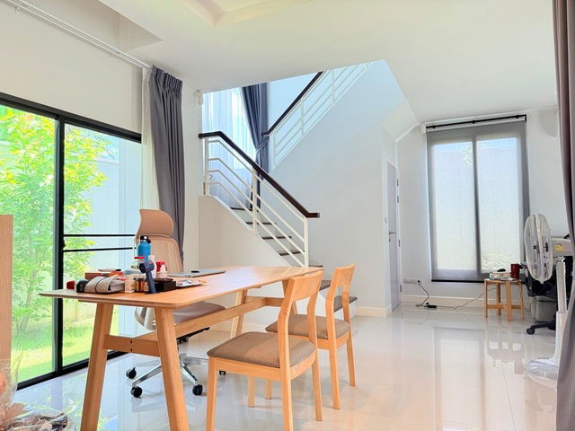รูป ขายบ้าน ธนาฮาบิแทต ปิ่นเกล้า สิรินธร 66 ตรว.หลังริม พื้นที่เยอะ 4ห้องนอน 3ห้องน้ำ พร้อมอยู่ - รูปที่ 4/25