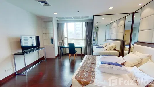 2 Bedroom Condo for sale at Urbana Langsuan 30093