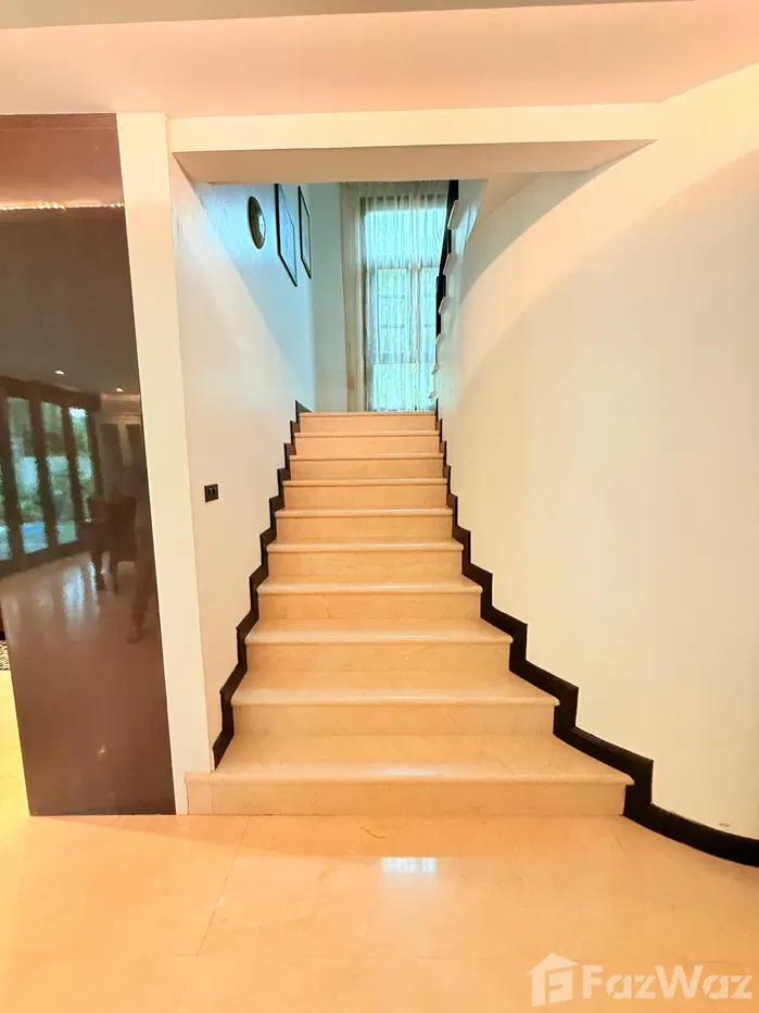 picture Rare 5-Bedroom Villa Near Hua Hin Town with Mountain Views - 27/44
