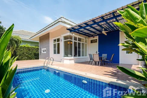 Private Pool Villa in Black Mountain Golf Course