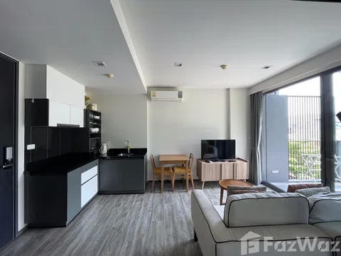 1 Bedroom Condo for sale at The Deck Patong