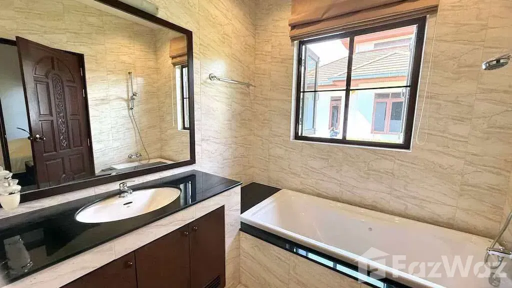 picture 2 Bedroom Villa for sale at Manora Village II - 11/12