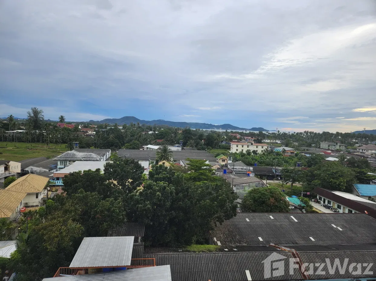 picture THE BEST 2 bedroom penthouse TOP floor CORNER Unit - 23/29