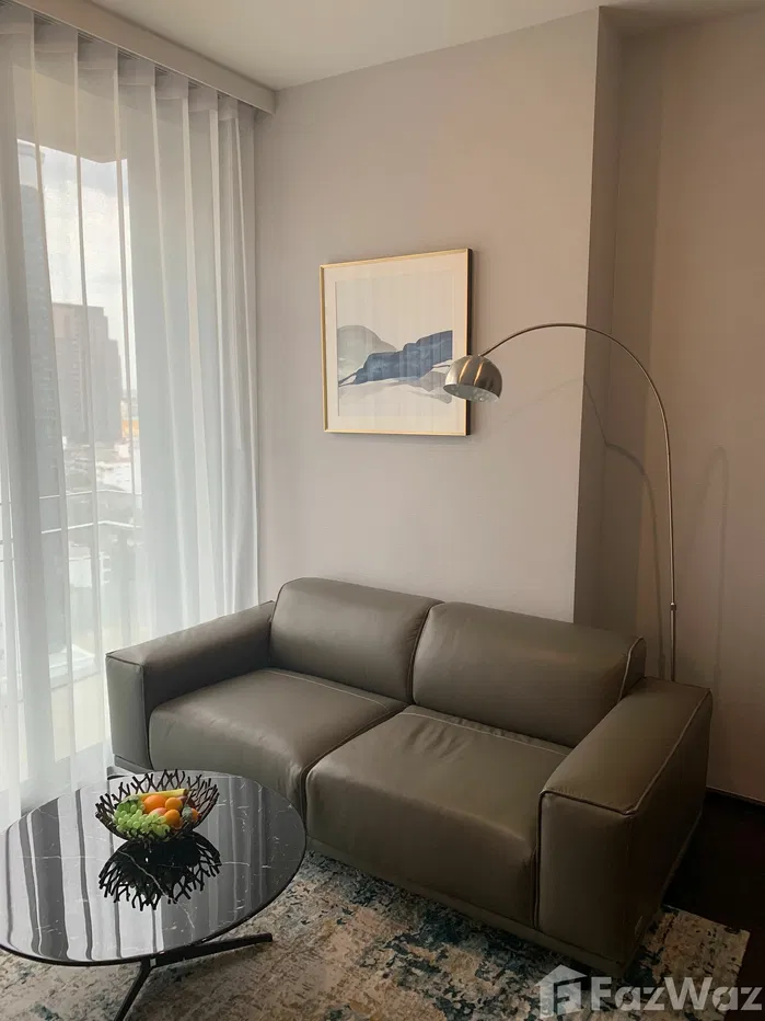picture Fully furnished 1-bed corner unit, 50m to BTS Thonglor - 2/7