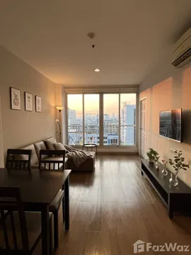 2 Bedrooms Condo for Rent at -Huai Khwang