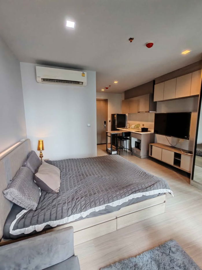 picture R2608 Condo For Rent Life Asoke Rama 9 - 9/10