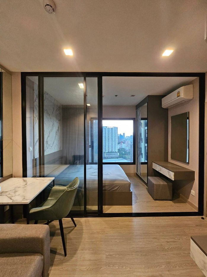 picture Condo for rent the politan rive - 6/11