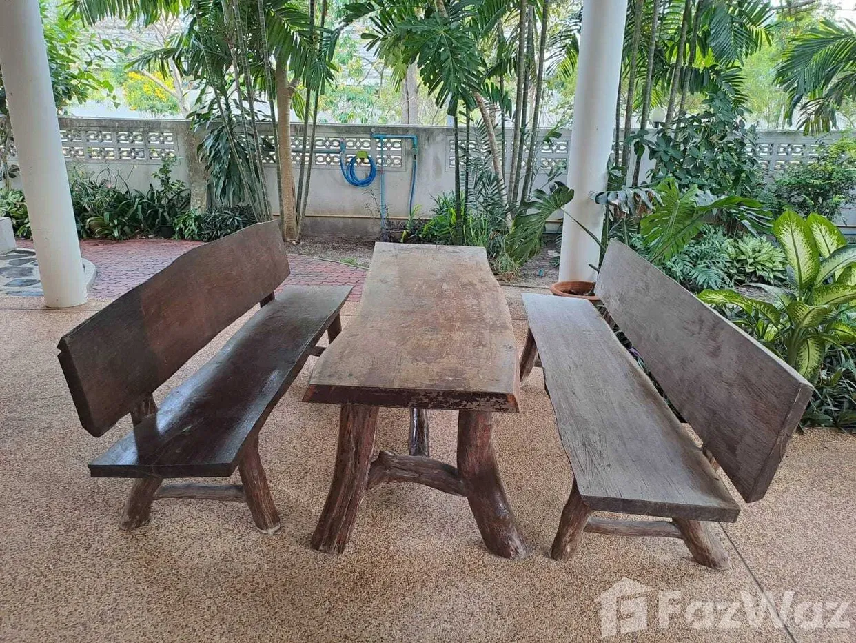 picture reduced! 4 Bedroom Villa at Royal Garden - 45/47