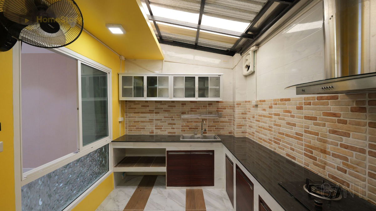 picture Very affordable, 2-story, 3-bedroom townhouse for sale, ready to move in, in Idea House Village, Sanambinnam, Soi Nonthaburi 42 (Gant-288). - 19/19