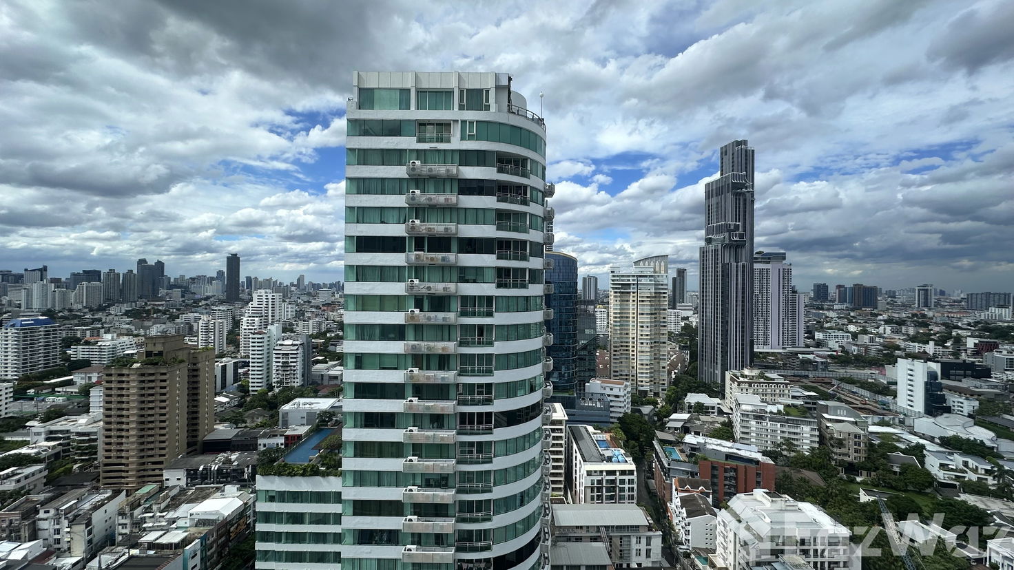 picture 1 Bedroom Condo for sale at HQ By Sansiri - 10/11