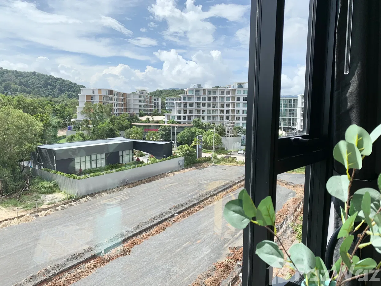 picture Like New Upper Class Condo near Central Phuket For Sale - 6/22