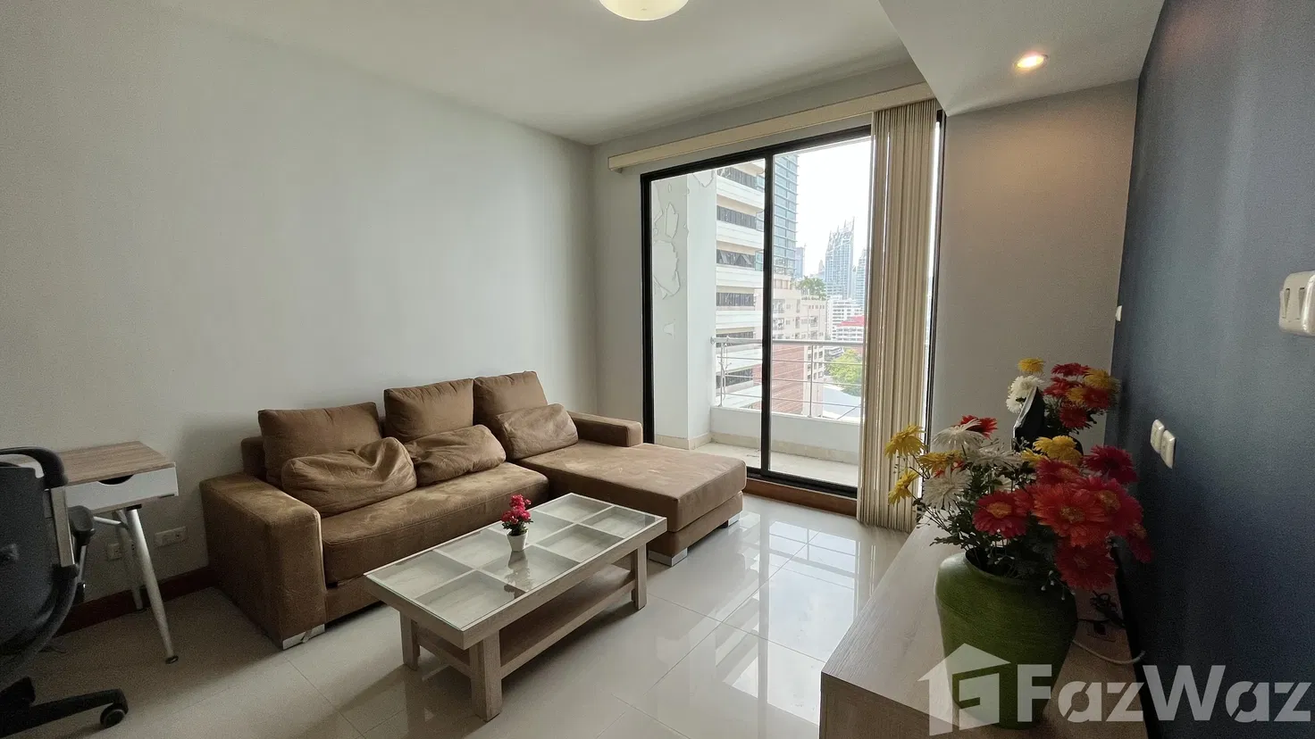picture Luxury Living in Khlong Toei Nuea: Savour an Urban Oasis Today! - 8/13