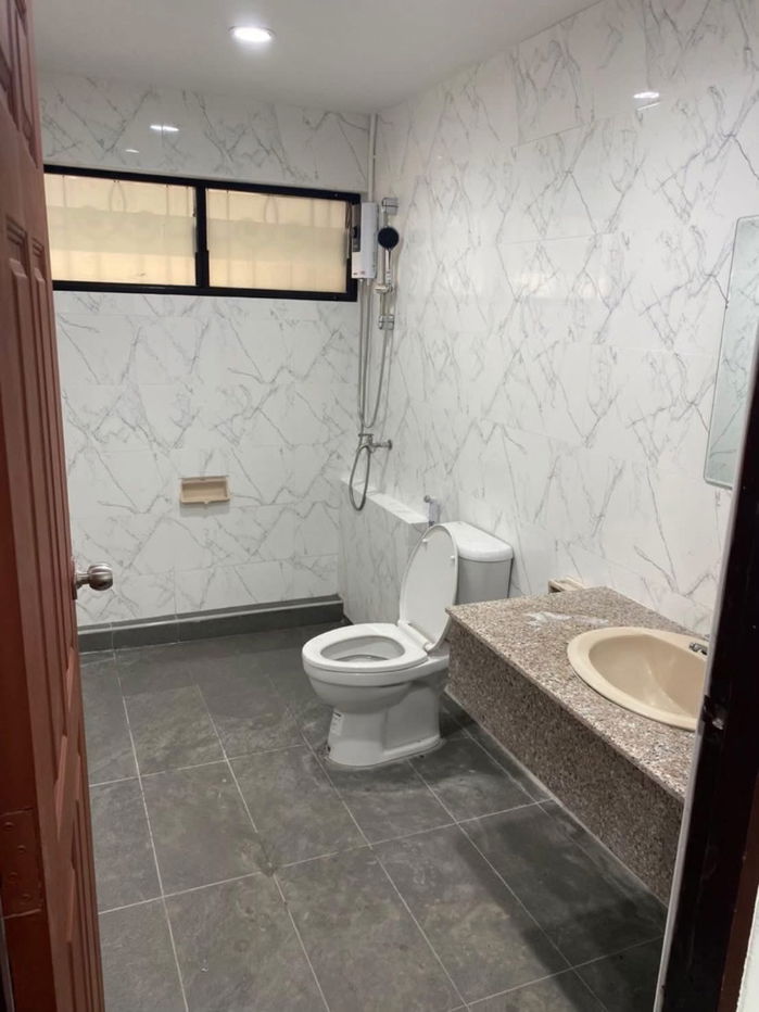 picture #R5695 🎉 130868 Home office for rent Sukhumvit 26 (Soi Ari) - 11/12