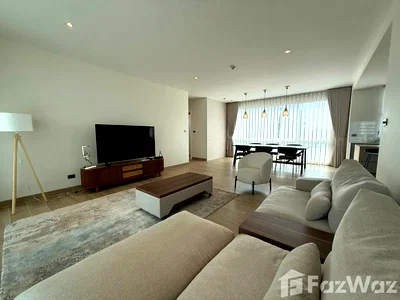 Condos for rent : Newly Renovate 3 bedroom Condo at The Breeze 1935531