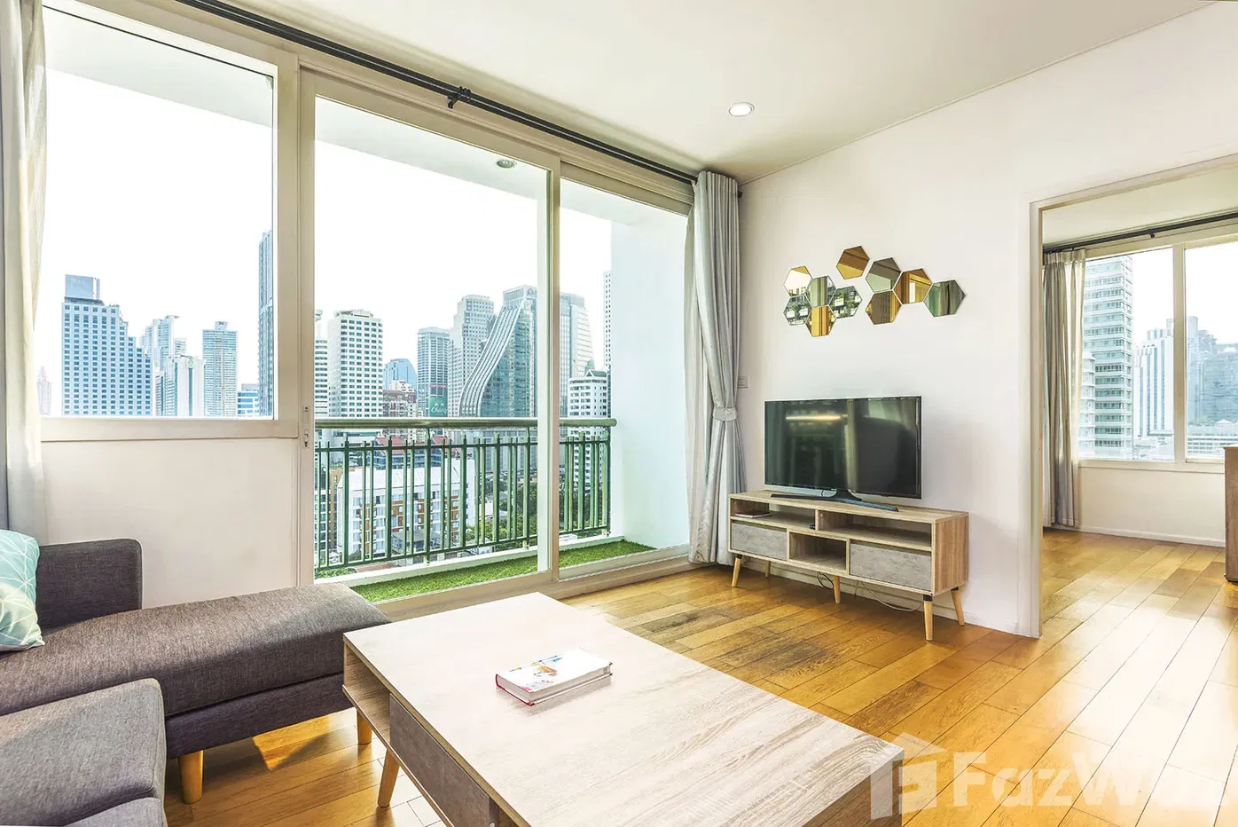 picture Cozy 1-bedroom modern condo close to BTS Asoke for RENT - 2/20