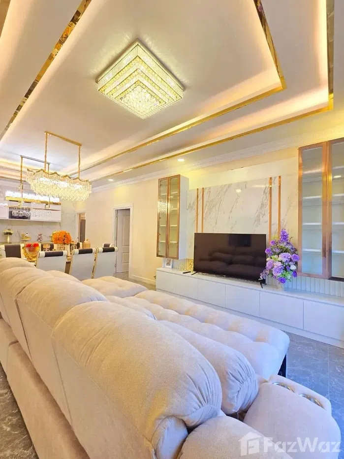 picture 3 Bedroom House for sale in Na Kluea, Chon Buri - 8/38
