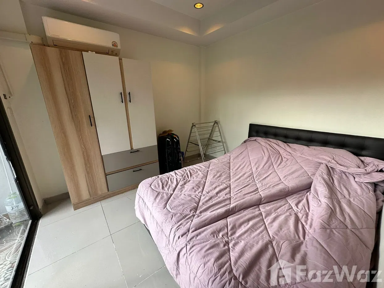 picture Brand new renoveted Two bedrooms unit - 4/8