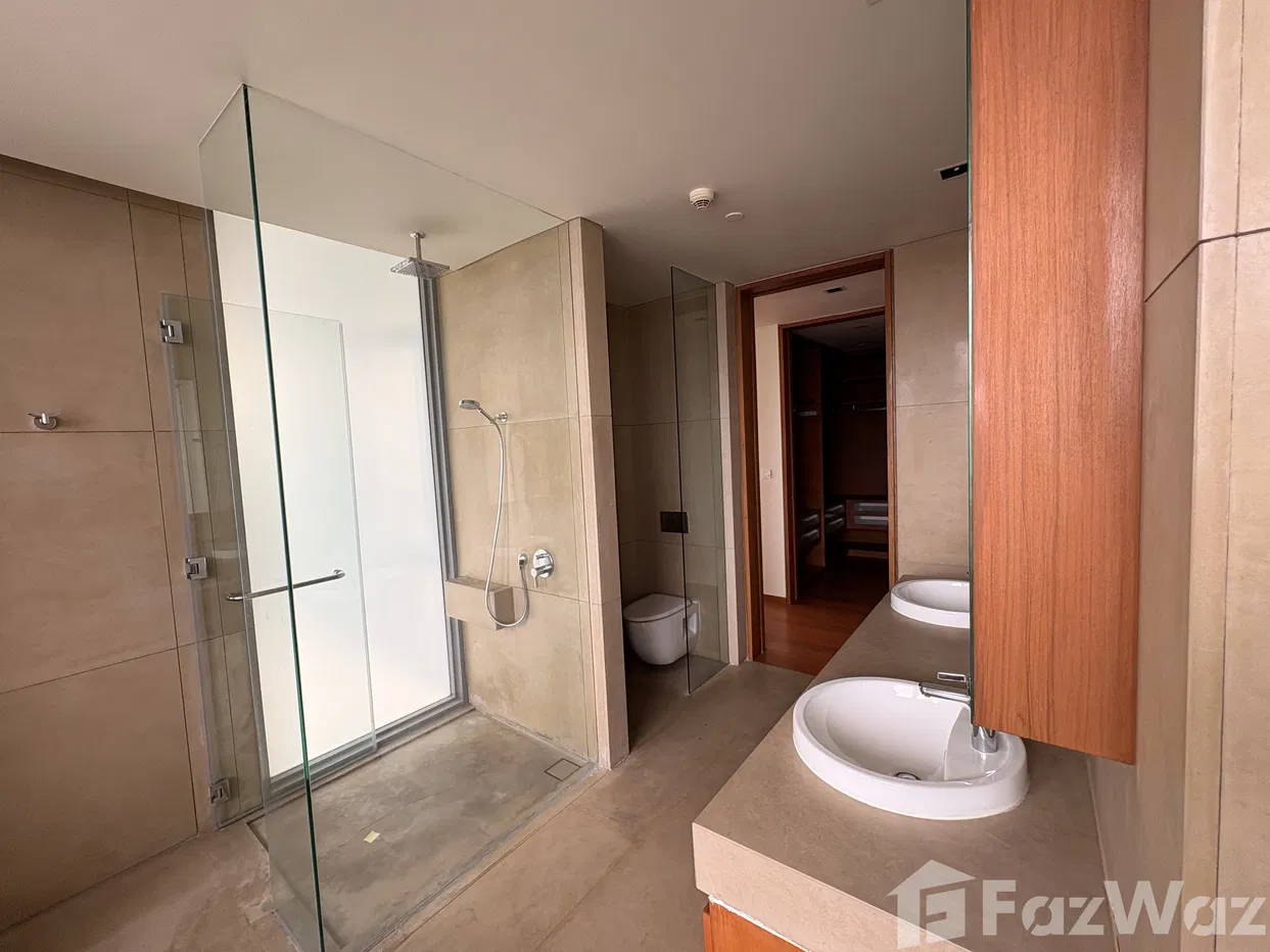 picture 3BD Corner Duplex for sale/rent - 13/14