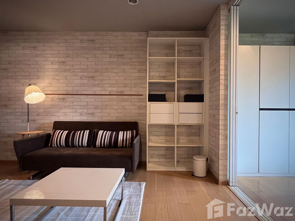 picture STYLISH LOFT 40 SQM UNIT WITH CITY VIEW FOR SALE - 4/16