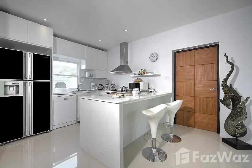 picture 2 Bedroom Villa for sale at Villa Cheloni - 6/10