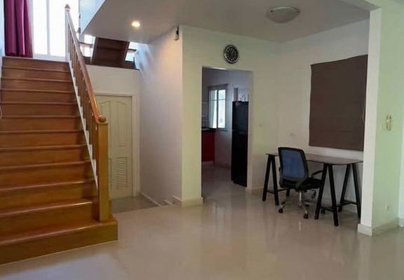 picture FOR RENT PASSORN PRESTIGE ONNUT / 3 bedrooms 3 bathrooms / 53 Sqw. 170 Sqm. **33,000** JUST 10 MINUTES FROM AIRPORTLINK BANTUBCHANG - 13/14
