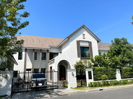 แกรนด์ บางกอก บูเลอวาร์ด สุขุมวิท