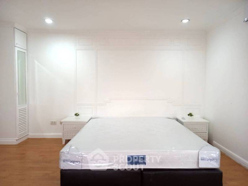 picture 1-BR Condo at The Waterford Park Sukhumvit 53 Condominium near BTS Thong Lor (ID 1221491) - 9/17