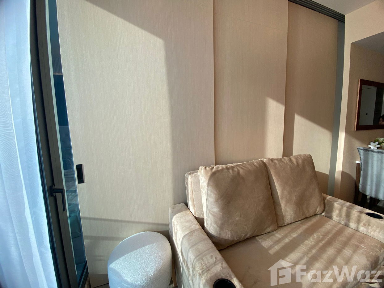 picture 1 Bedroom condo for sale at Arom Wongamat - 12/15
