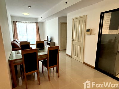 ขายคอนโด : Almost new with easy access to the gym and swimming pool 1744206