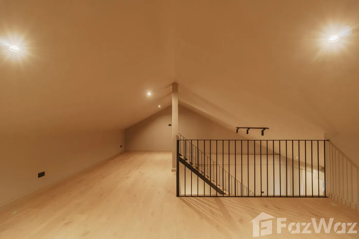picture 4 Bedroom Townhouse for sale in Phra Khanong Nuea, Bangkok - 27/31