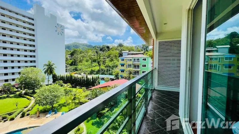 picture Foreign freehold Penthouse with 4 bedrooms in Patong beach - 9/26