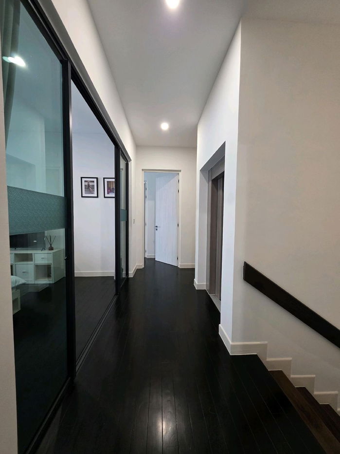 picture For Rent: 3-Storey Detached Private Pool Villa, Super Luxury Level, in the Liab Duan–Ramintra Area. - 22/31