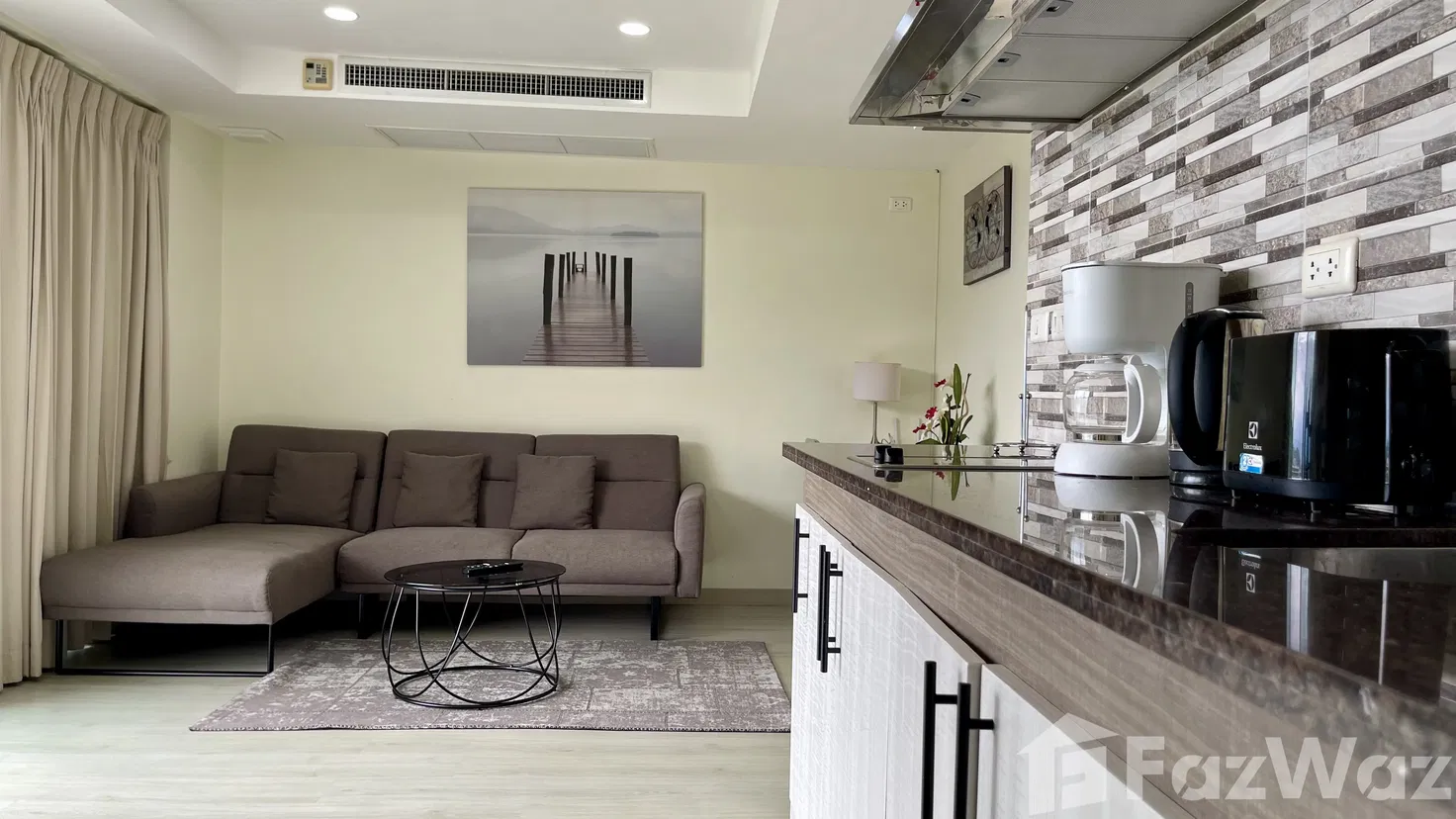 picture 2 bedroom Seaview condominium in Kata - 4/16