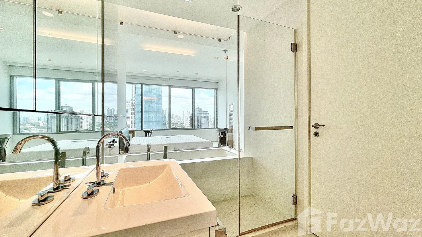picture 2 Bedroom Condo for sale at 185 Rajadamri - 30/48