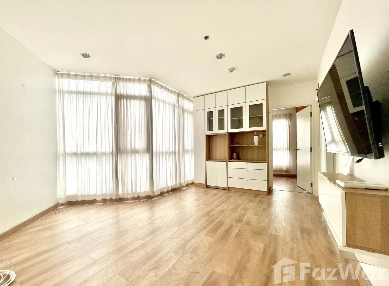 รูป ขาย คอนโด 2 ห้องนอน ในโครงการ ลุมพินี เพลส วอเตอร์ คลิฟ - รูปที่ 1/10