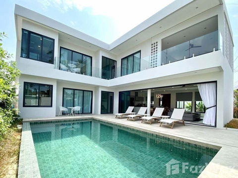 4 Bedroom Villa for rent in Rawai, Phuket