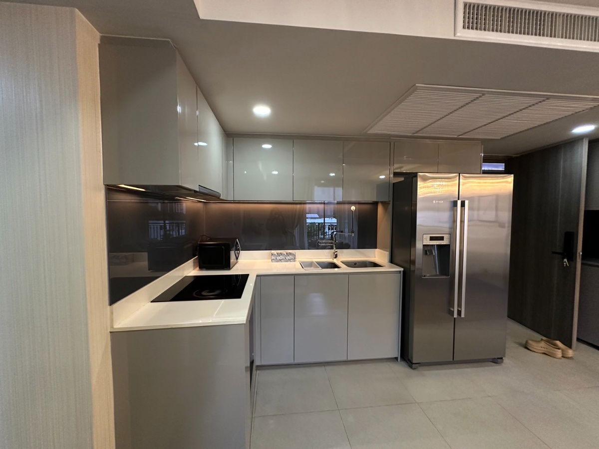 picture +++Urgent rent+++ Klass Sarasin **3 bedrooms, 94 sq m. - 18/24
